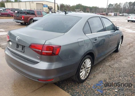 2016 Volkswagen Jetta 1.8T Sel z USA, uszkodzony, nr VIN 3VWL07AJ3GM230746